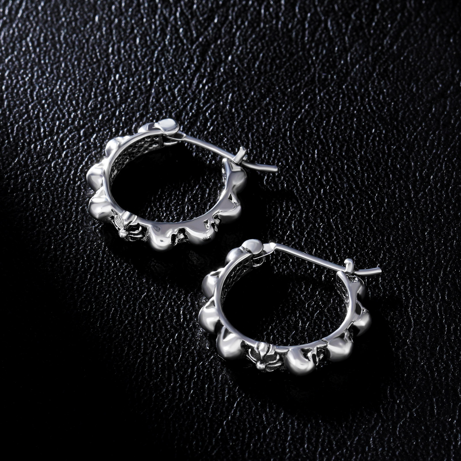 Skull Huggie Stainless steel Earrings