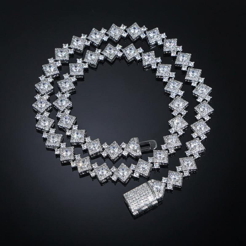 10mm Cloister Link Chain in White Gold 10mm Cloister Link Chain in White Gold