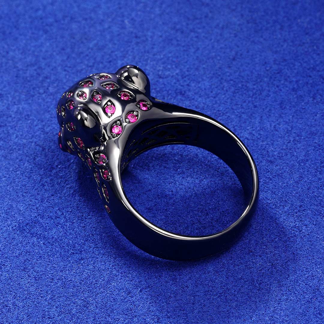 Roaring Purple-Red Stones Leopard Ring in Black Gold