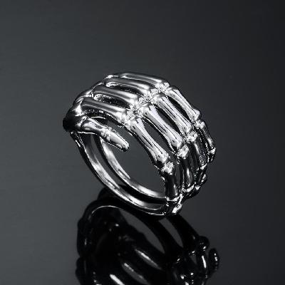 The Skeleton Hand Ring in White Gold