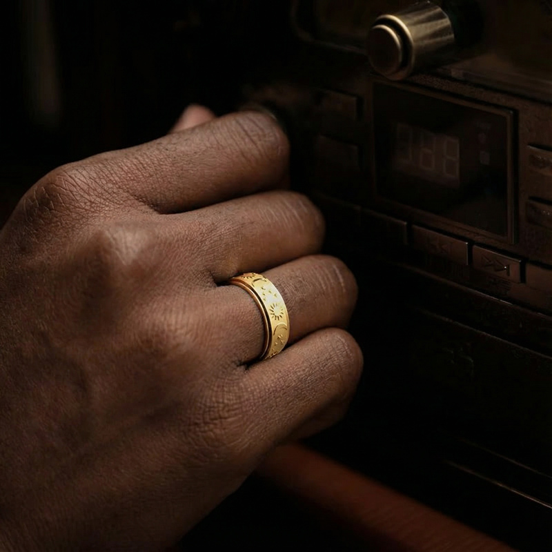 8mm Sun and Moon Spinner Relieving Stress Ring in Gold 8mm Sun and Moon Spinner Relieving Stress Ring in Gold