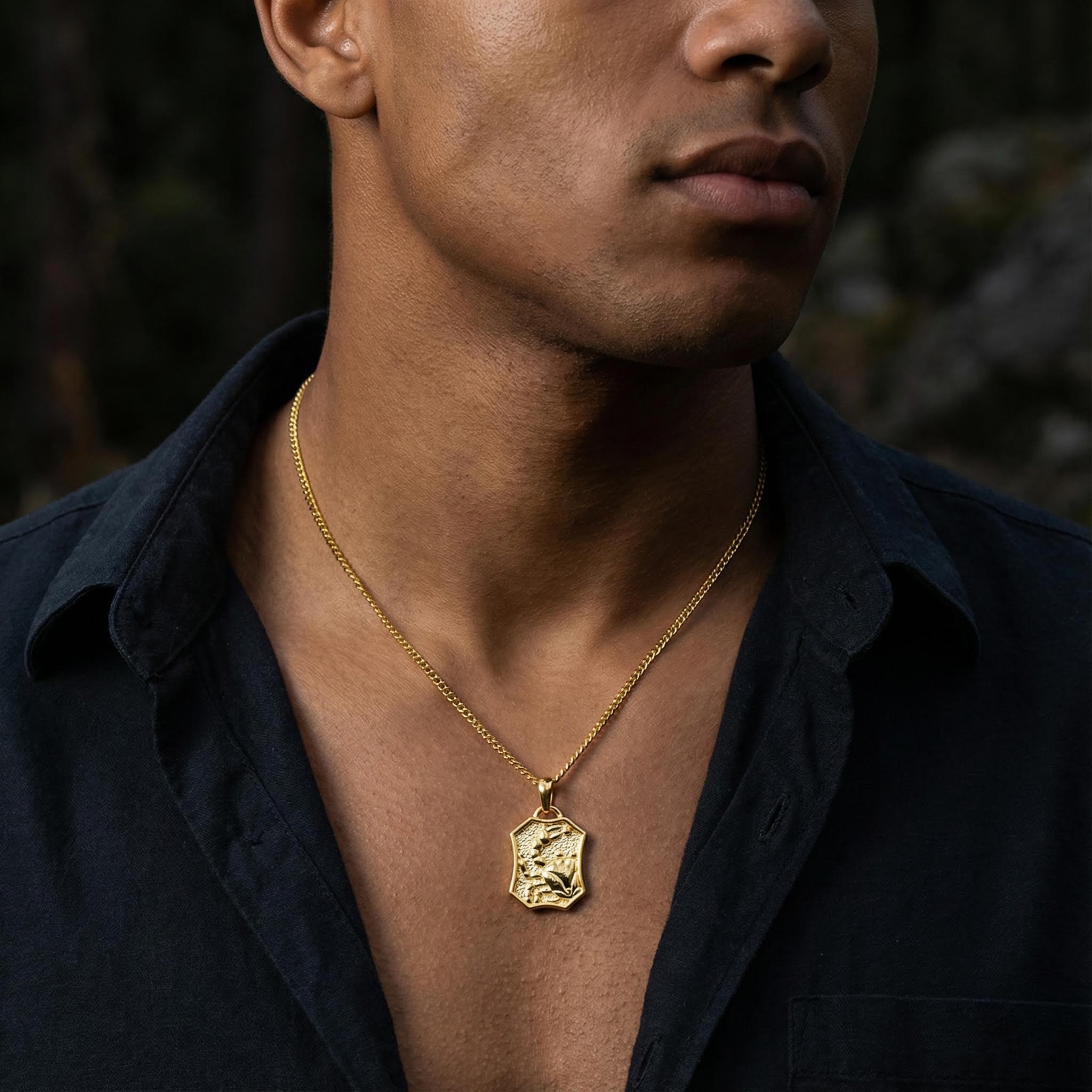 Iced Double-Side Twelve Constellations Pendant in Gold Iced Double-Side Twelve Constellations Pendant in Gold