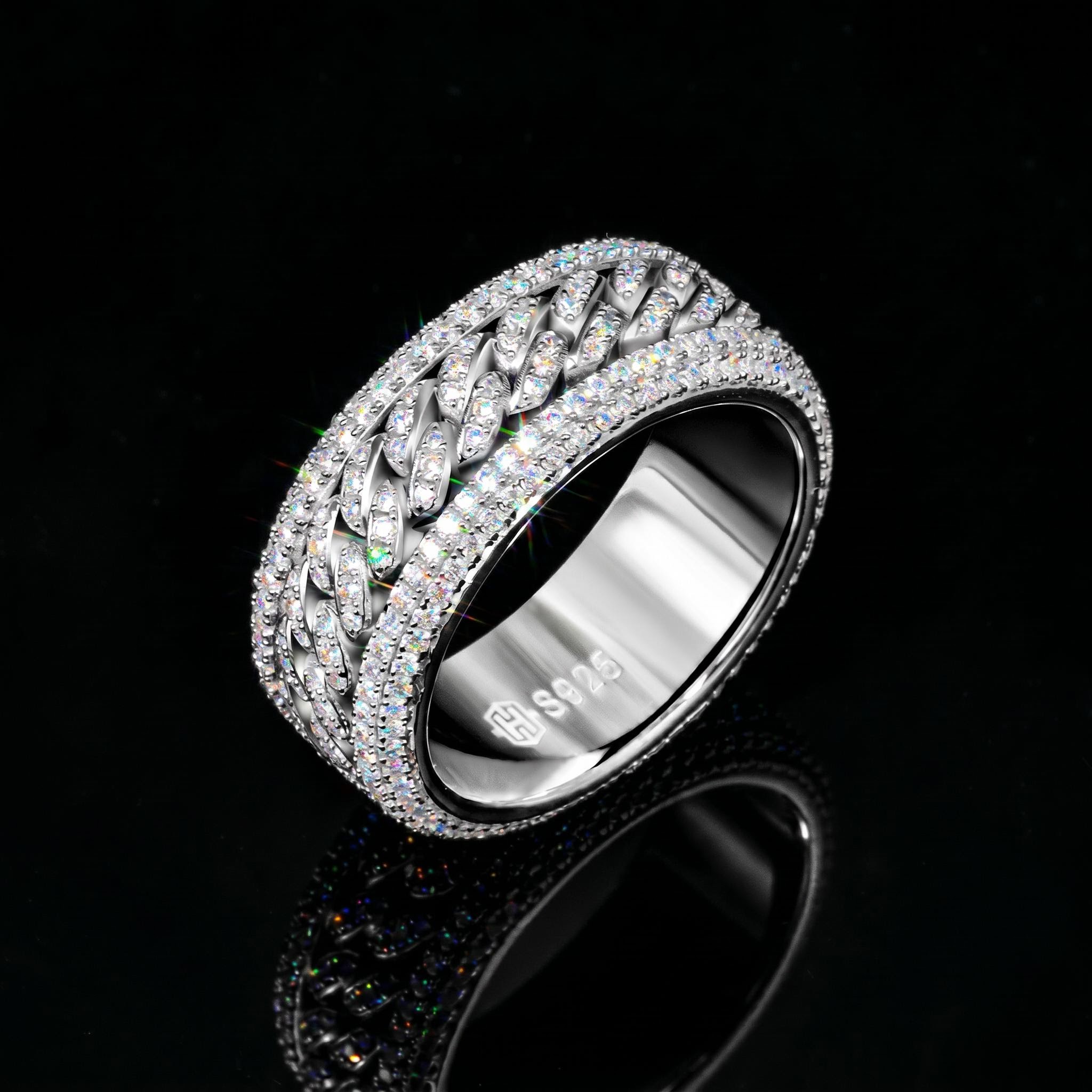 Micro Paved Moissanite Rotatable Cuban Link Ring in S925 Silver Micro Paved Moissanite Rotatable Cuban Link Ring in S925 Silver