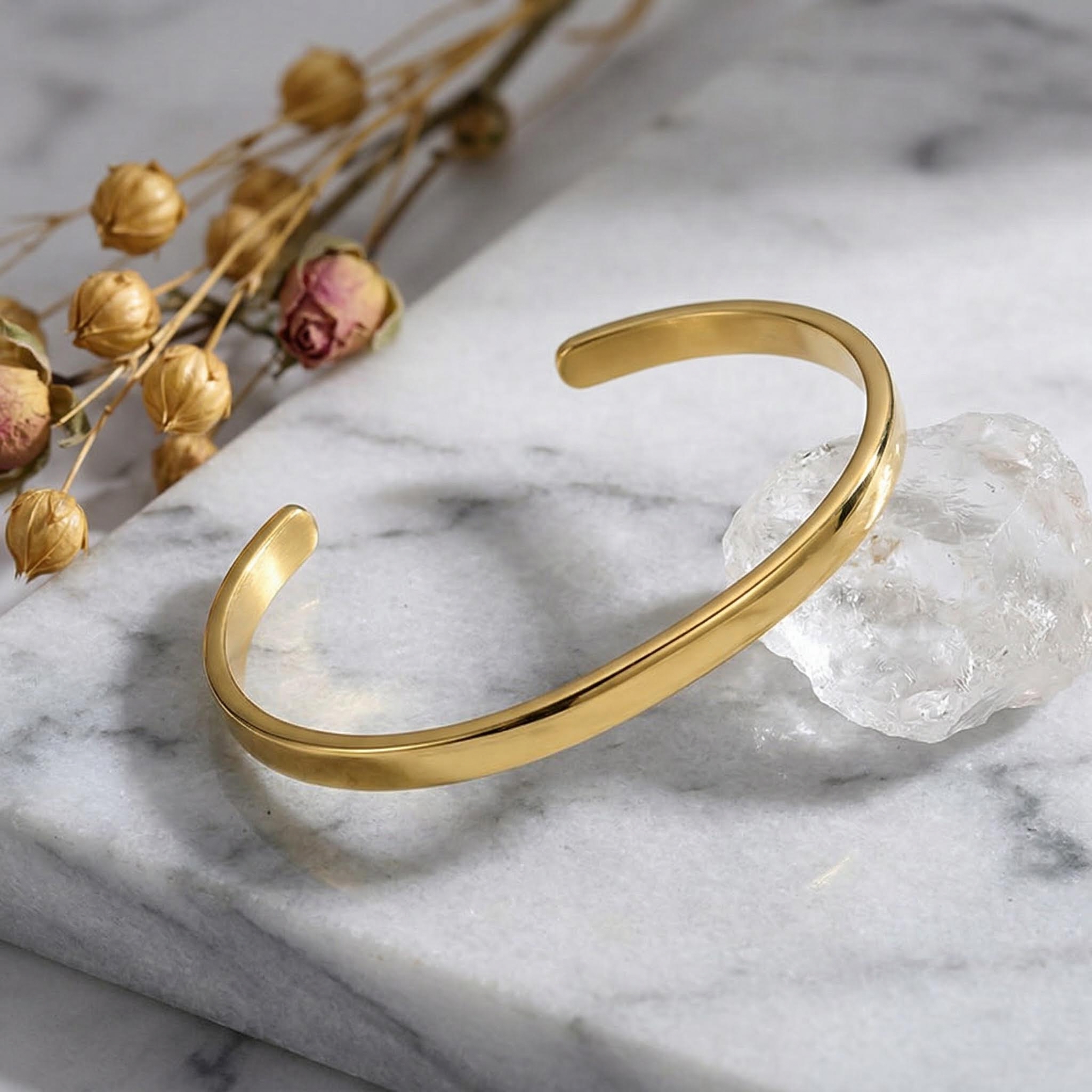 Classic 4mm Cuff Bangle Classic 4mm Cuff Bangle