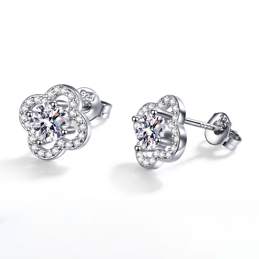 0.5ct Round-cut Sterling Silver Four-leaf Clover Stud Earrings