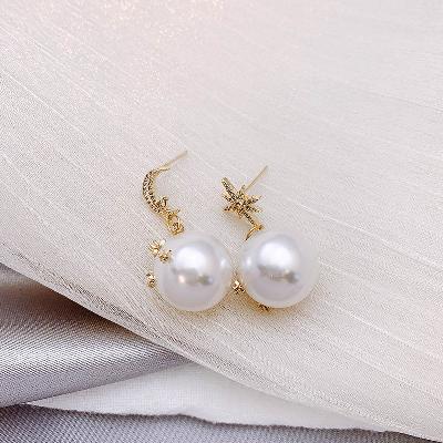 Asymmetric Star Moon Pearl Dangle Earrings