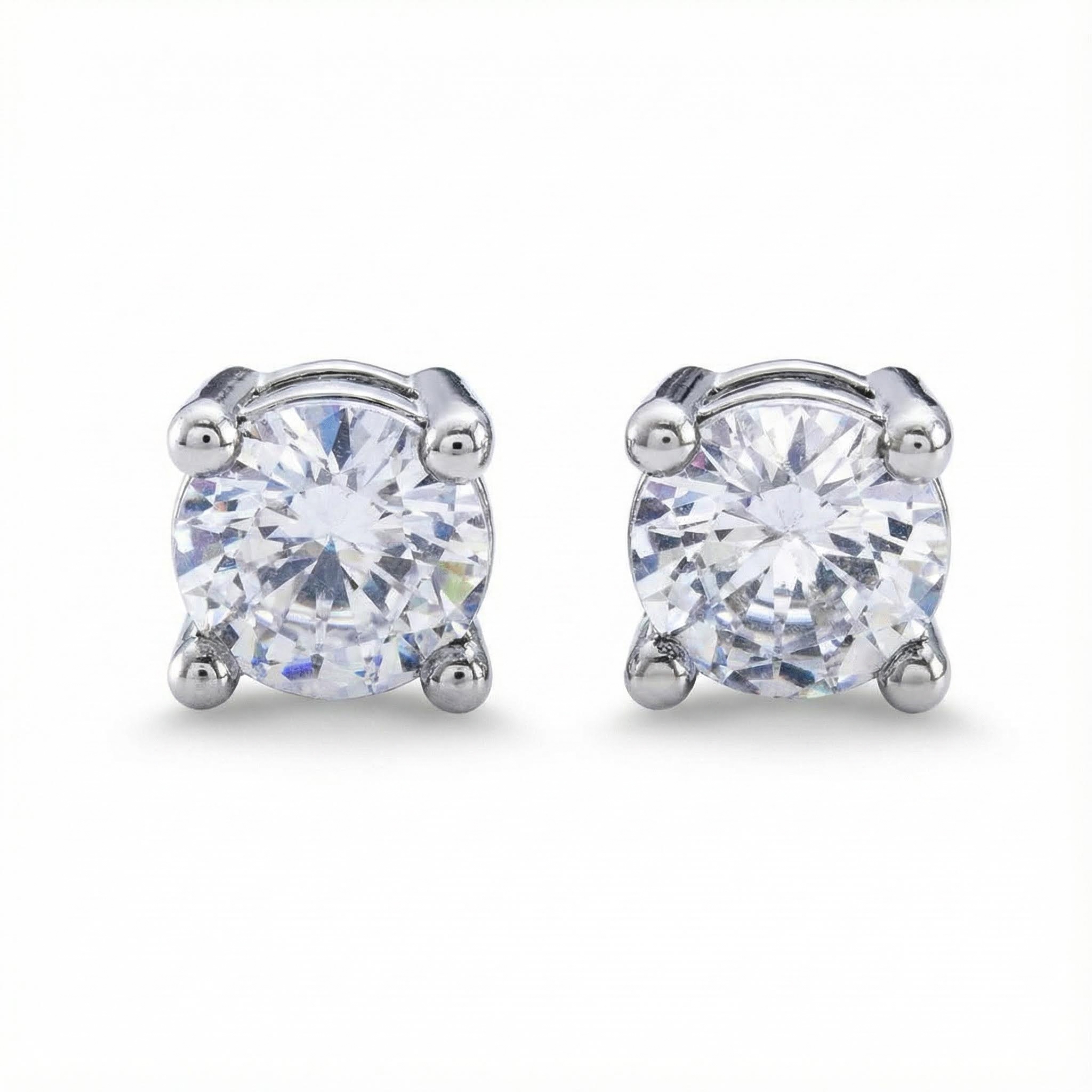 Women's Classic Stud Earrings in White Gold
