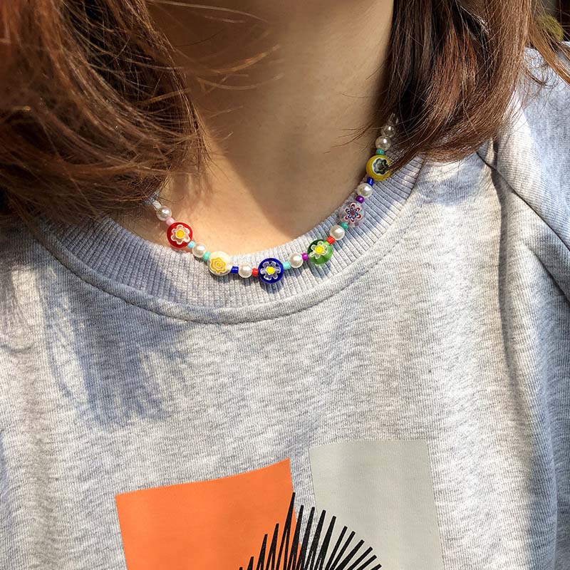 Colorful Daisy Petal Beaded Choker Pearl Necklace