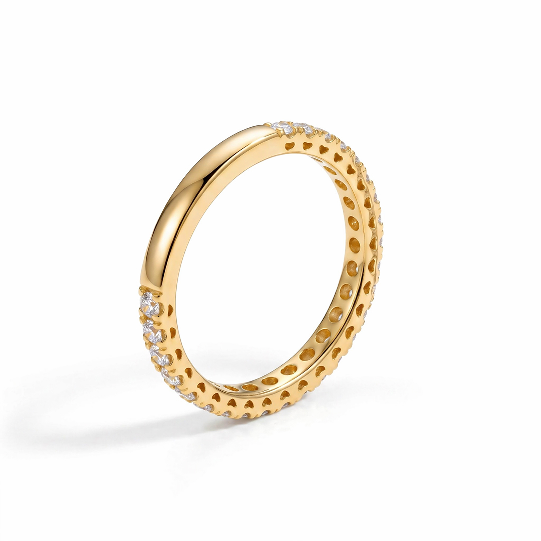 Round Cut Hollow Heart Wedding Band