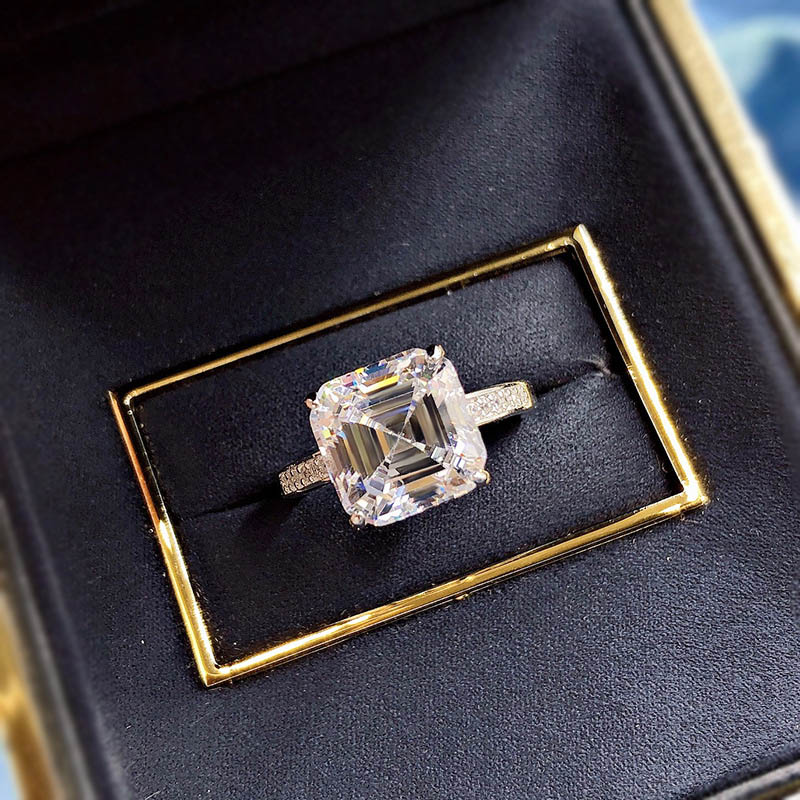 Asscher Cut and Halo Ring
