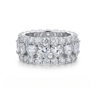 Heart Cut & Round Cut Engagement Ring