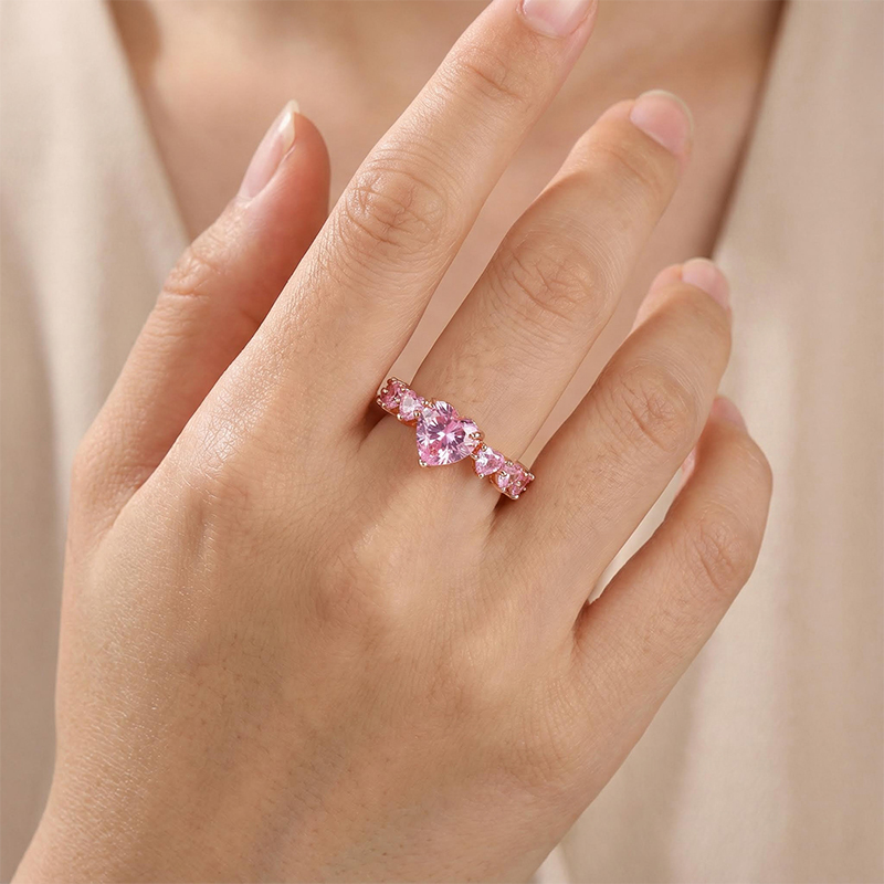 Heart Cut Pink Love Ring in Rose Gold Heart Cut Pink Love Ring in Rose Gold