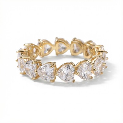  Heart Cut Love Band Ring in Gold