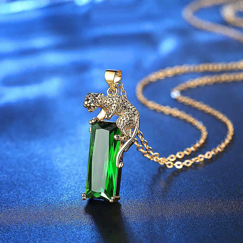 Green Emerald Leopard Pendant Necklace