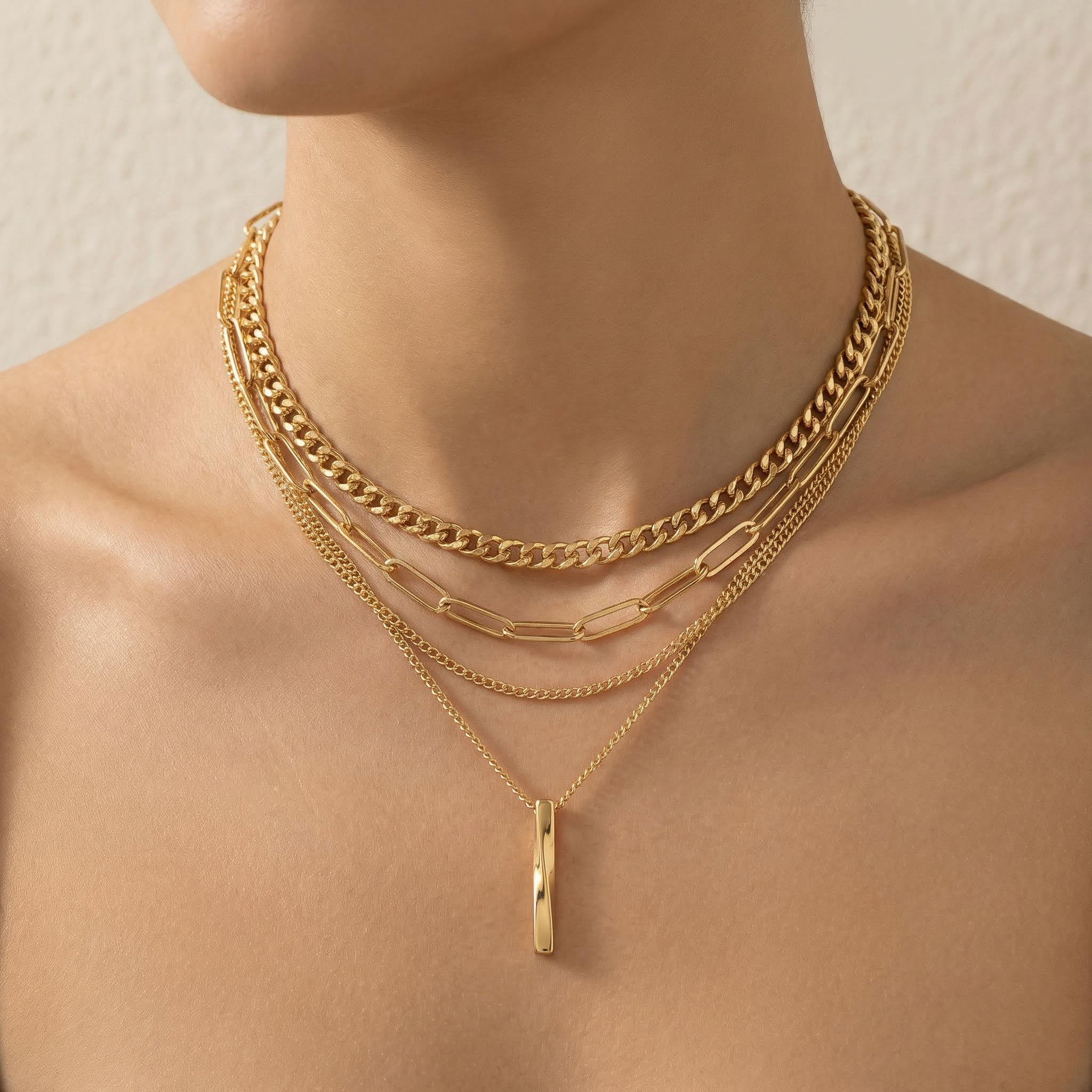Twisted Rectangular Pendant Multilayer Chain Necklace