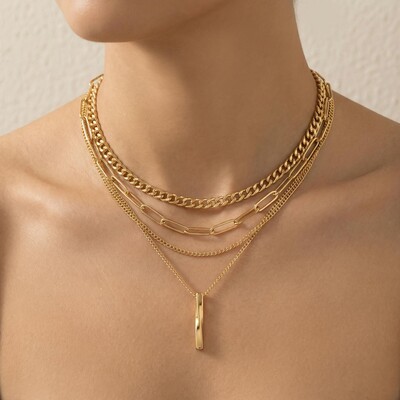 Twisted Rectangular Pendant Multilayer Chain Necklace