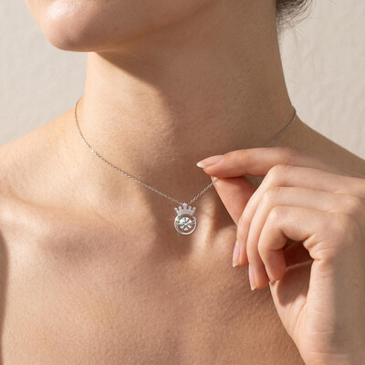 Straighten Your Crown Sparkling Dance Necklace - For Daughter