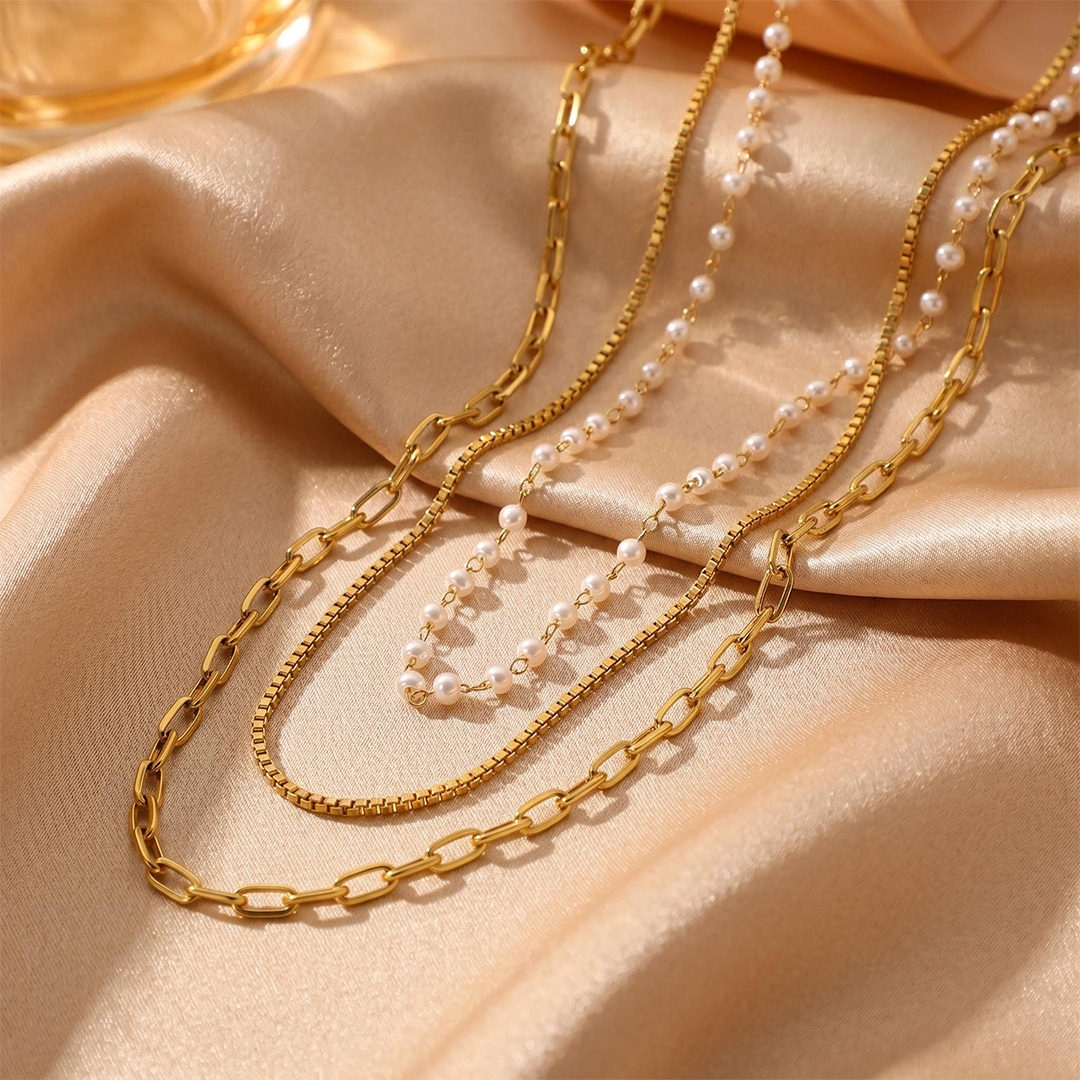 Small Pearl Chain Three-layer Necklace Small Pearl Chain Three-layer Necklace