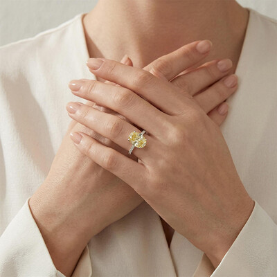  Oval Cut 4 Prong Yellow Stone Ring 