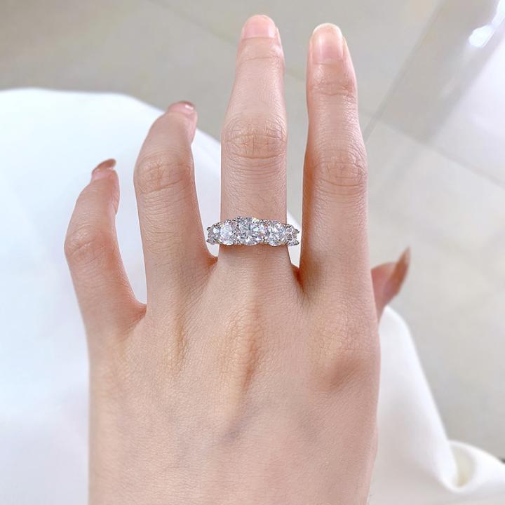 Round Cut Five Stones Ring Round Cut Five Stones Ring