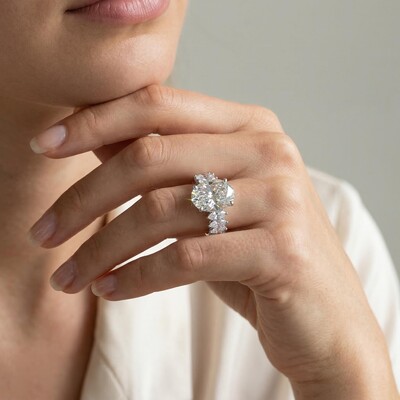 3.5 Ct Brilliant Oval Cut with Marquise Shape Side Stones Ring