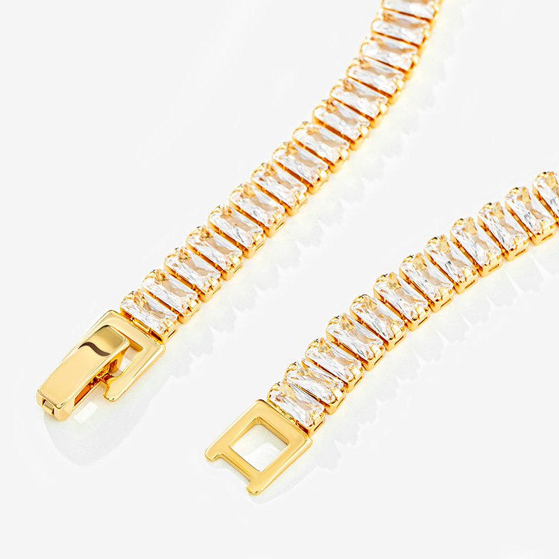 Baguette Cut Tennis Chain Bracelet in Gold