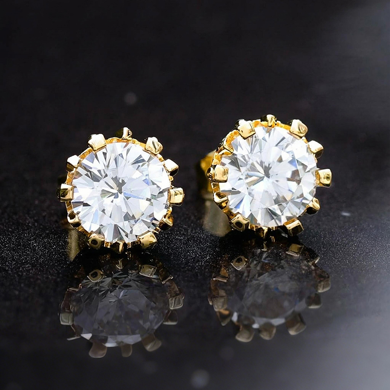 Crown Round Cut Stud Earrings