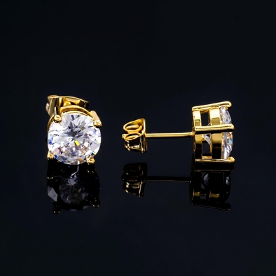 Round Cut Stud Earring