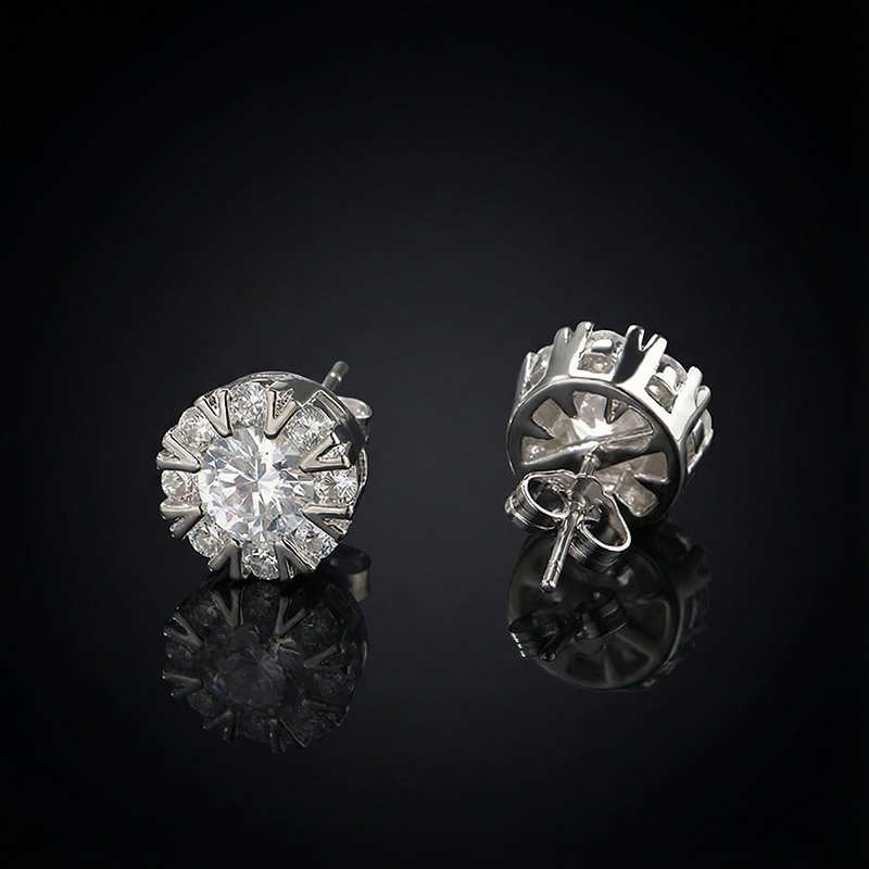 Snowflake Round Cut Stud Earring