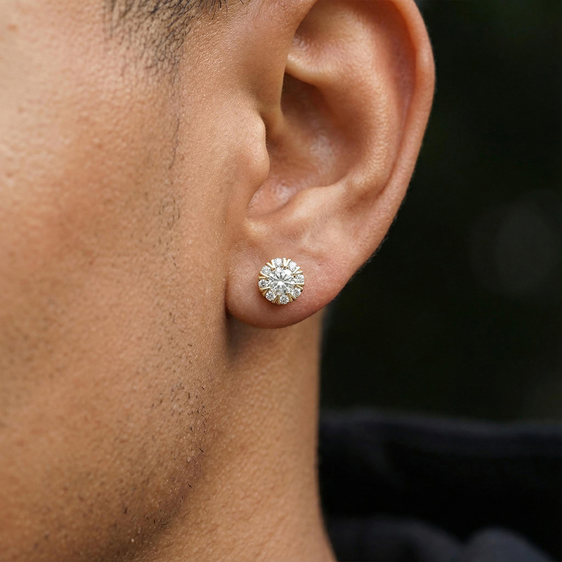Snowflake Round Cut Stud Earring