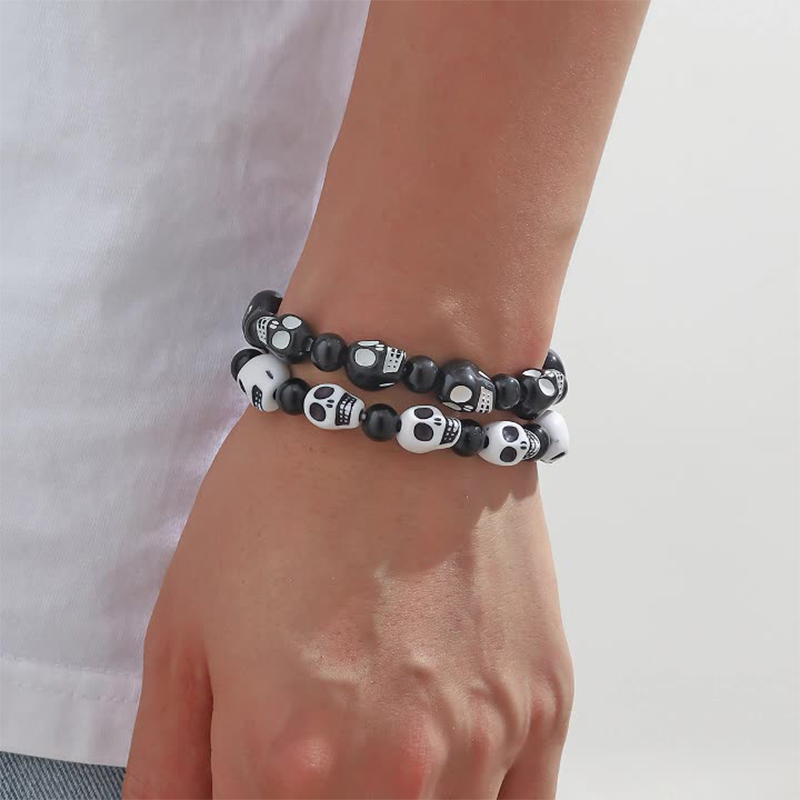  2pcs White & Black Smiling Skull Head Stretch Bracelets Set