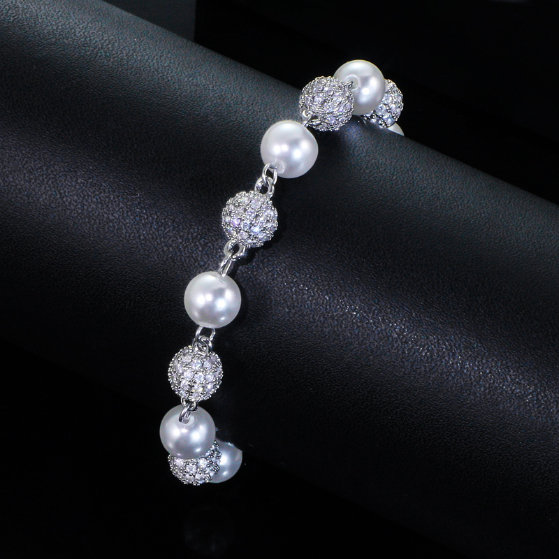 Iced Ball & Pearls Bracelet in White Gold