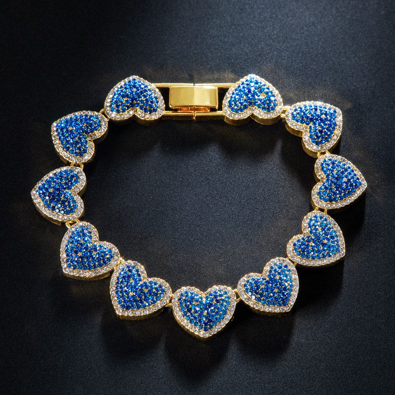 15mm 8'' Clustered Sapphire Heart Link Bracelet in Gold