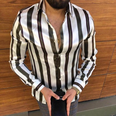 Men's Black and White Striped Print Casual Shirt