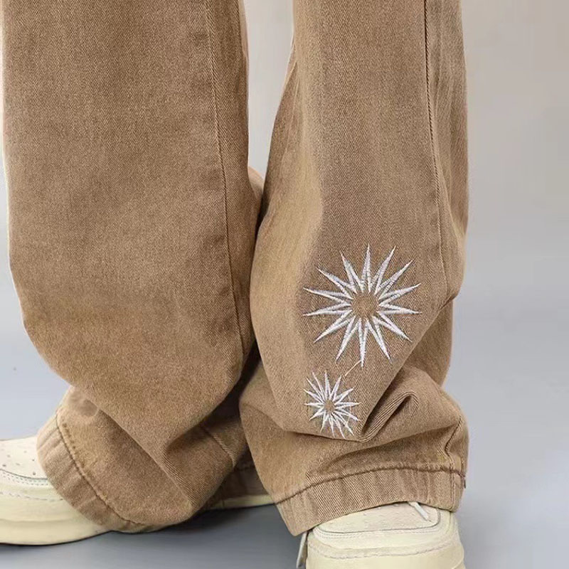 Vintage Star Embroidered Straight Jeans