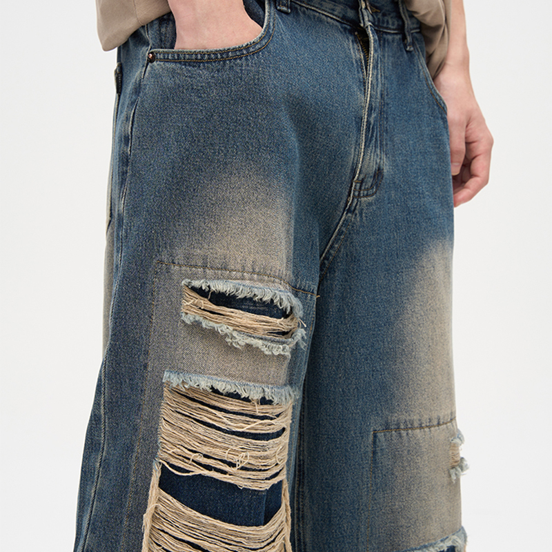 Street Patch Ripped Straight Jeans