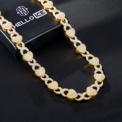 11mm 20'' Heart Infinity Link Chain in Gold
