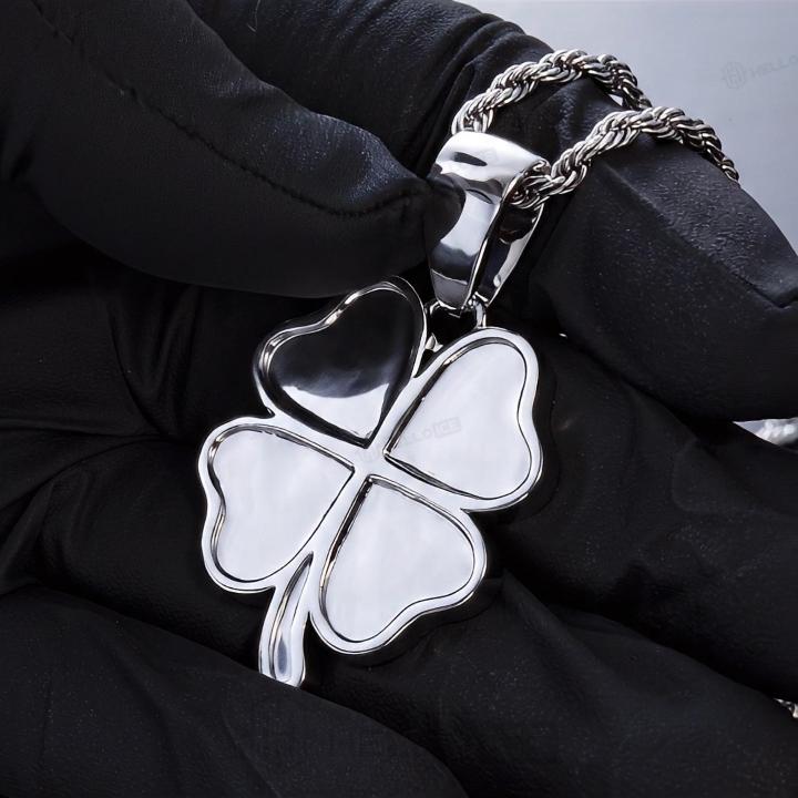 Lucky Four Leaf Clover Pendant Lucky Four Leaf Clover Pendant