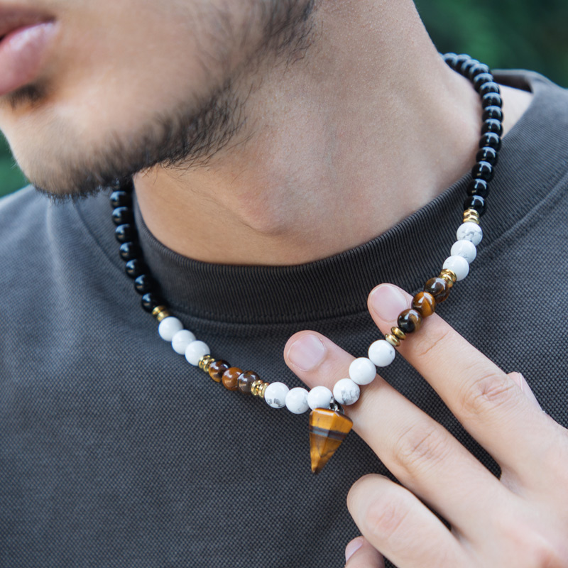 White Turquoise Beads Healing Necklace with Pointed Pendant