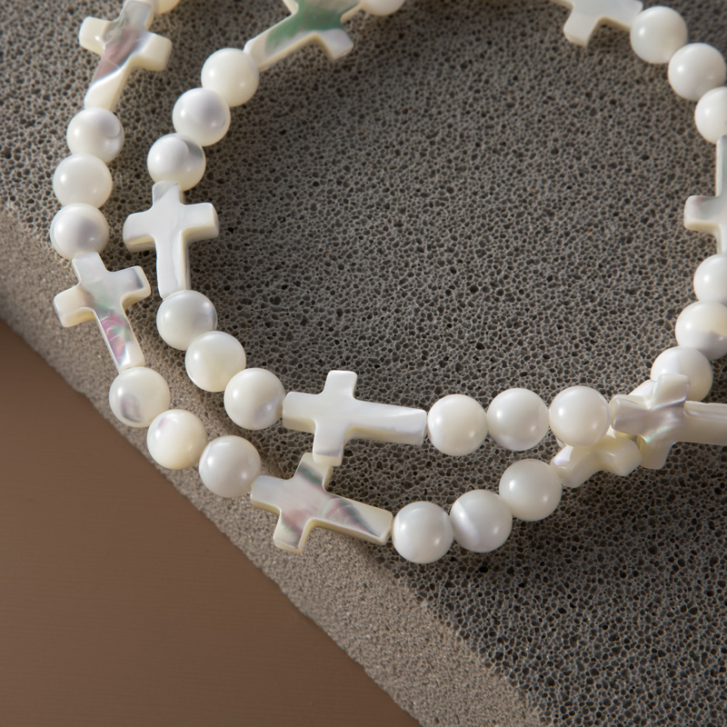  Natural White Seashell Cross & Bead Chain