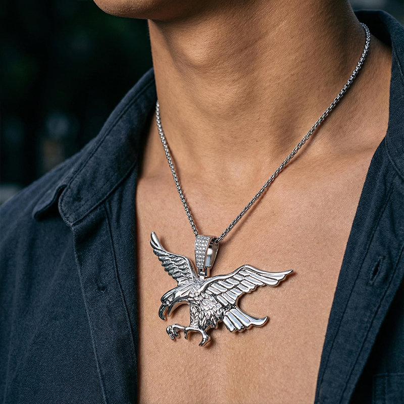 Flying Eagle Pendant in White Gold Flying Eagle Pendant in White Gold