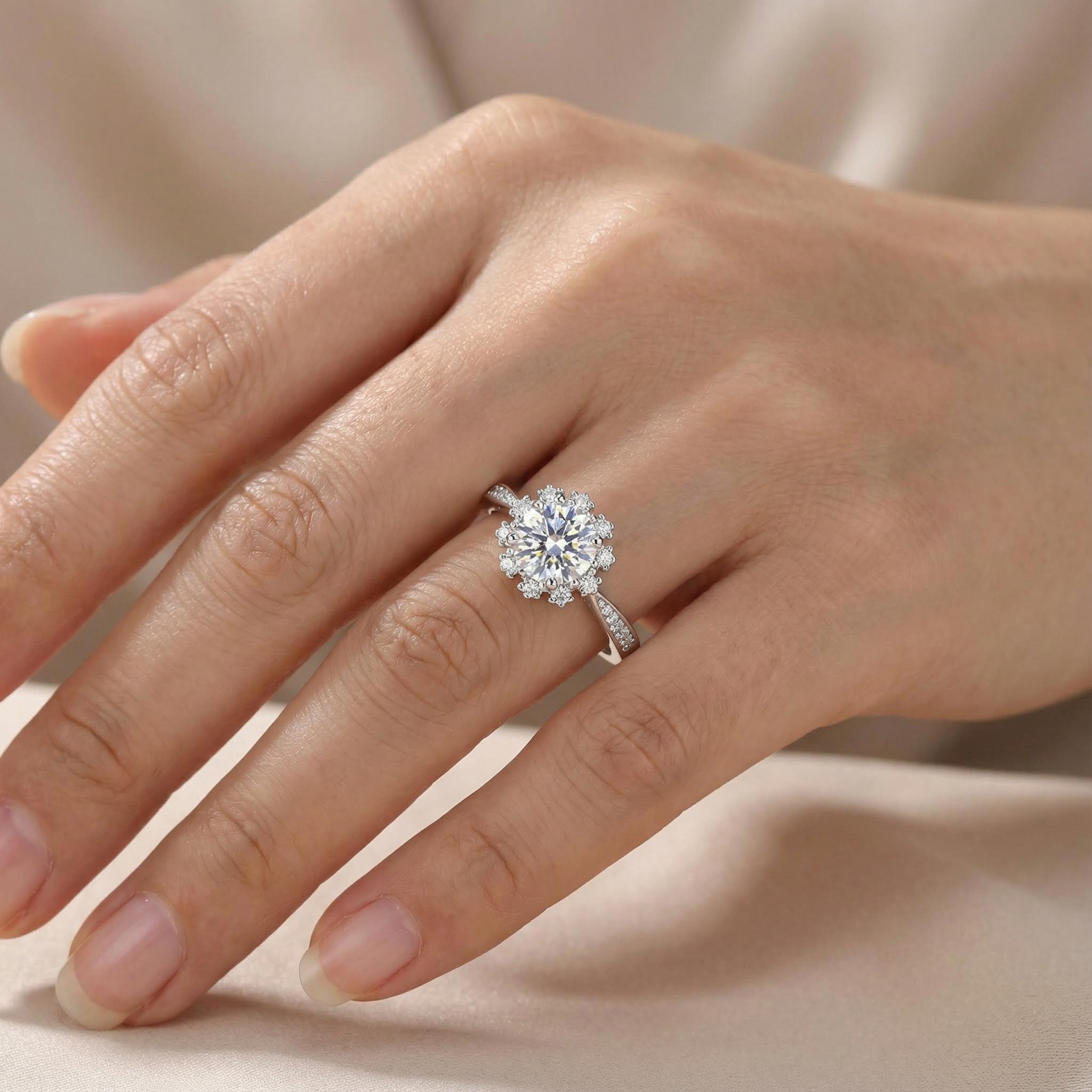 1Ct Round Cut Halo Moissanite Engagement Ring in S925 Sterling Silver