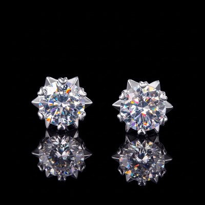 1Ct Moissanite Round Cut Snowflake Earrings in S925 Sterling Silver