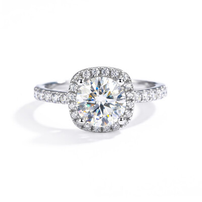 2Ct Round Cut Halo Moissanite Engagement Ring in S925 Sterling Silver