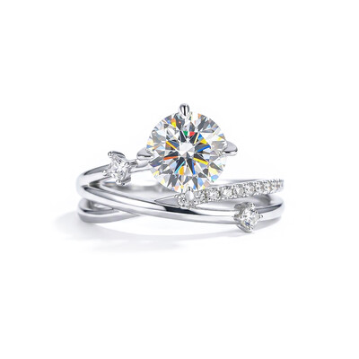  2Ct Round Cut Thorns Moissanite Engagement Ring in S925 Sterling Silver