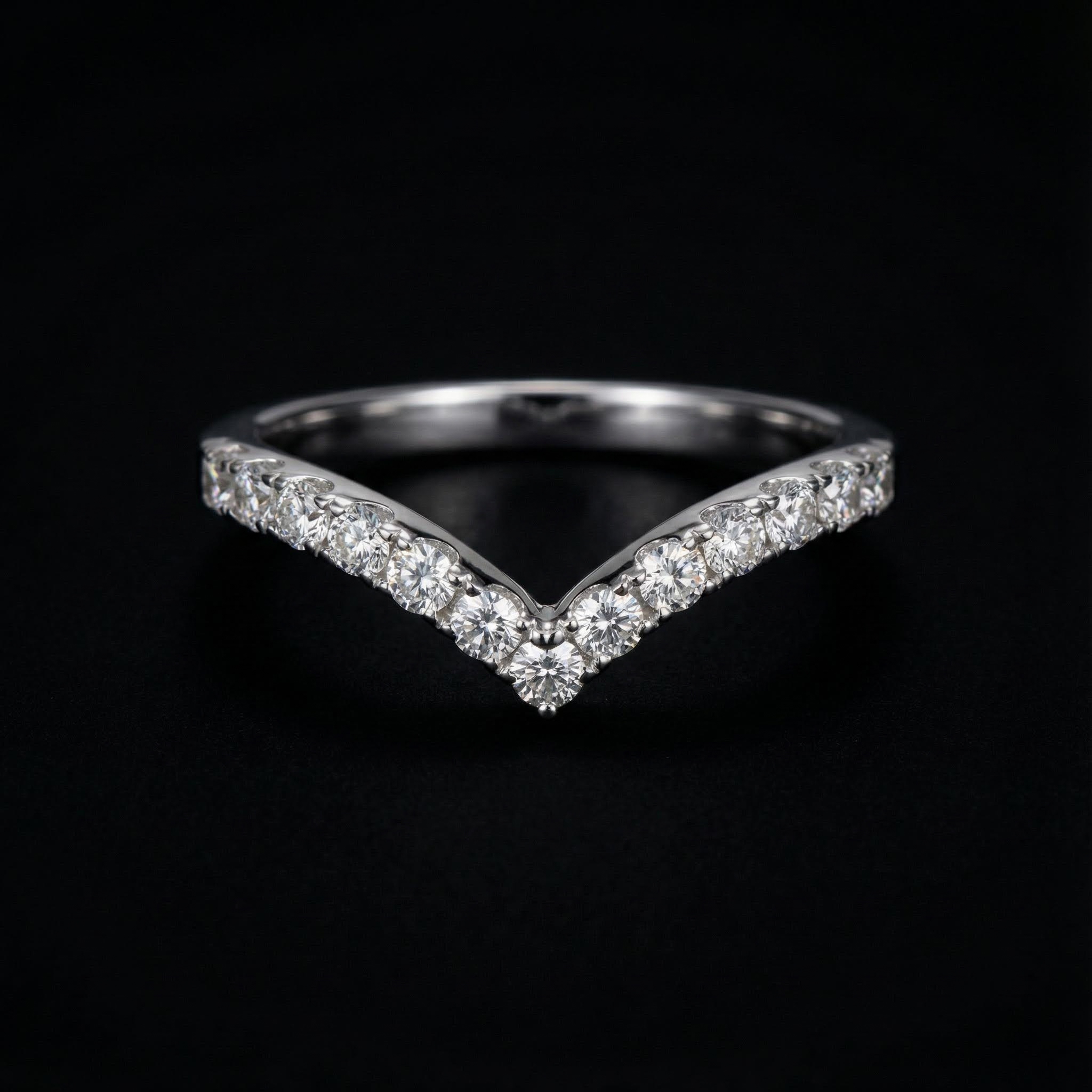 2mm V-shaped Round Cut Moissanite Cluster Eternity Ring in S925 Silver 2mm V-shaped Round Cut Moissanite Cluster Eternity Ring in S925 Silver