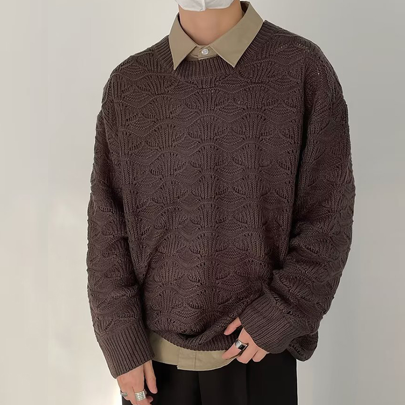 Shell-Shaped Knitted Crew Neck Sweater