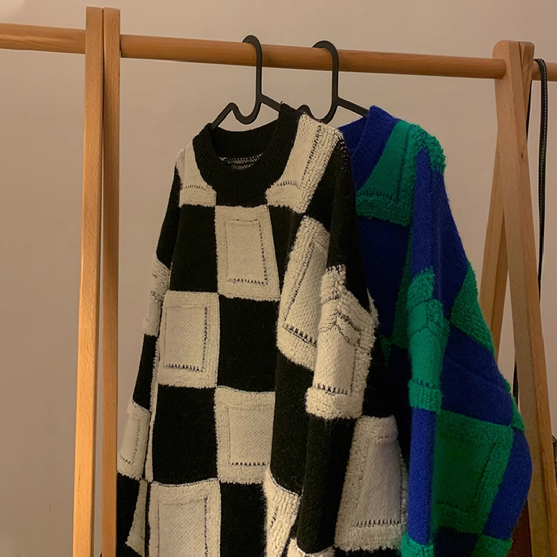 Loose Checkerboard Knit Sweater