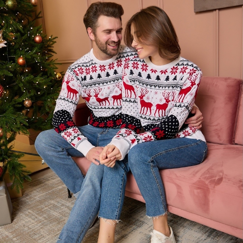 Christmas Couple Elk Jacquard Long Sleeve Sweater