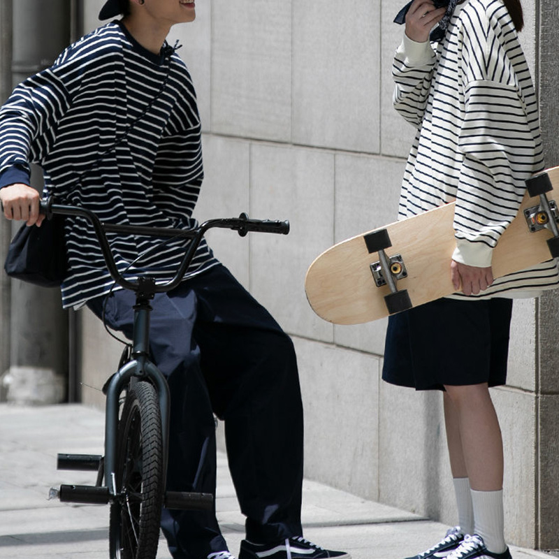 Retro Striped Round Neck Long Sleeve Couple T-Shirt